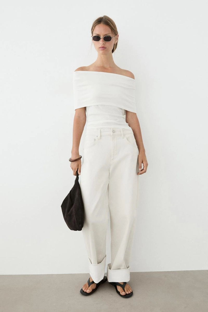 Хлопковый топ на открытых плечах