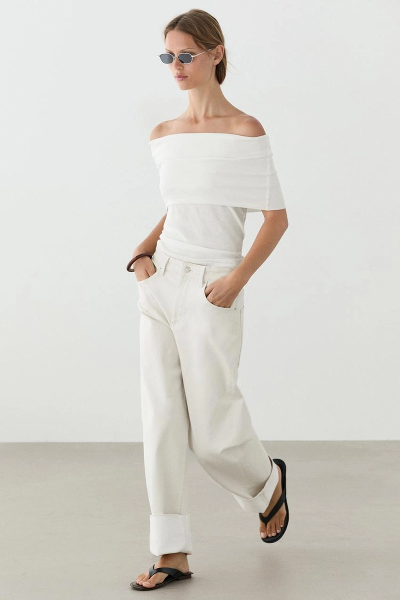 Хлопковый топ на открытых плечах