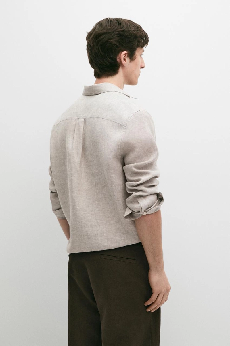 Рубашка из льна с карманом прямого кроя