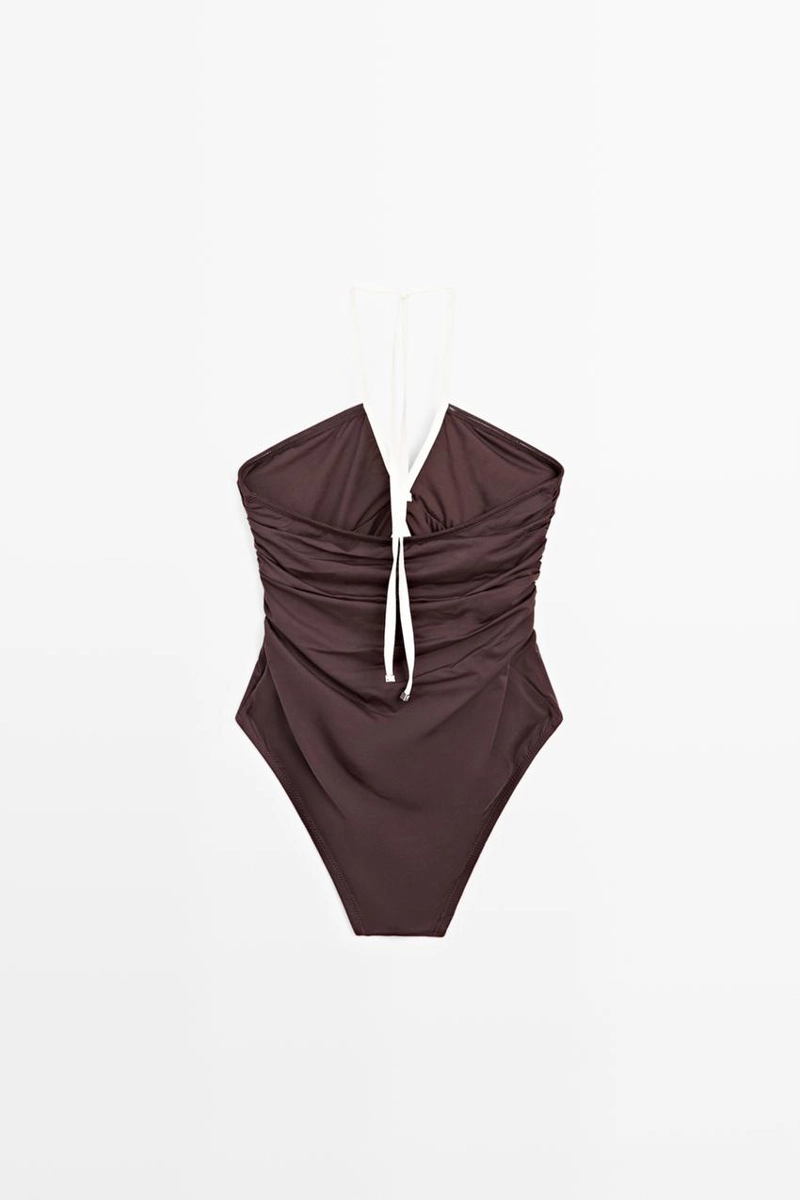 Купальник с контрастными деталями и складками