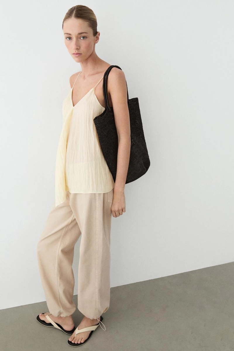 Штаны свободного кроя из ткани парашют massimo dutti