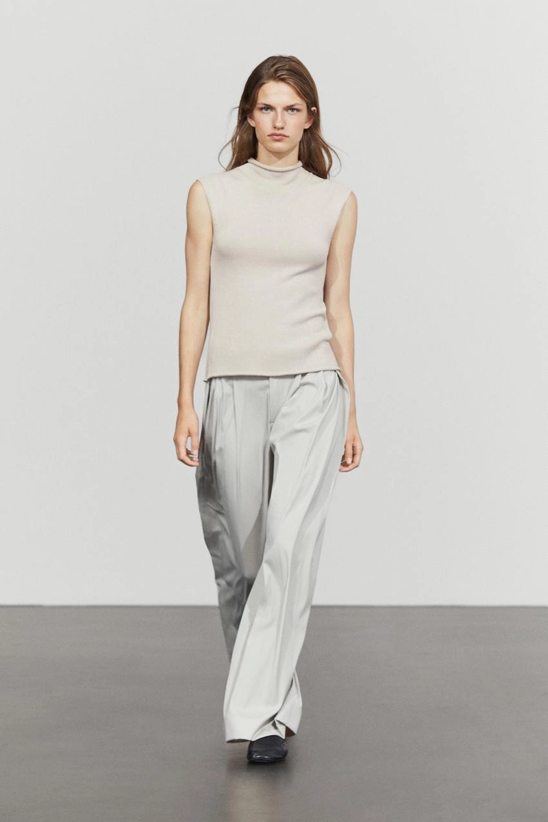 Вязаный топ с высоким воротником из хлопковой смеси massimo dutti