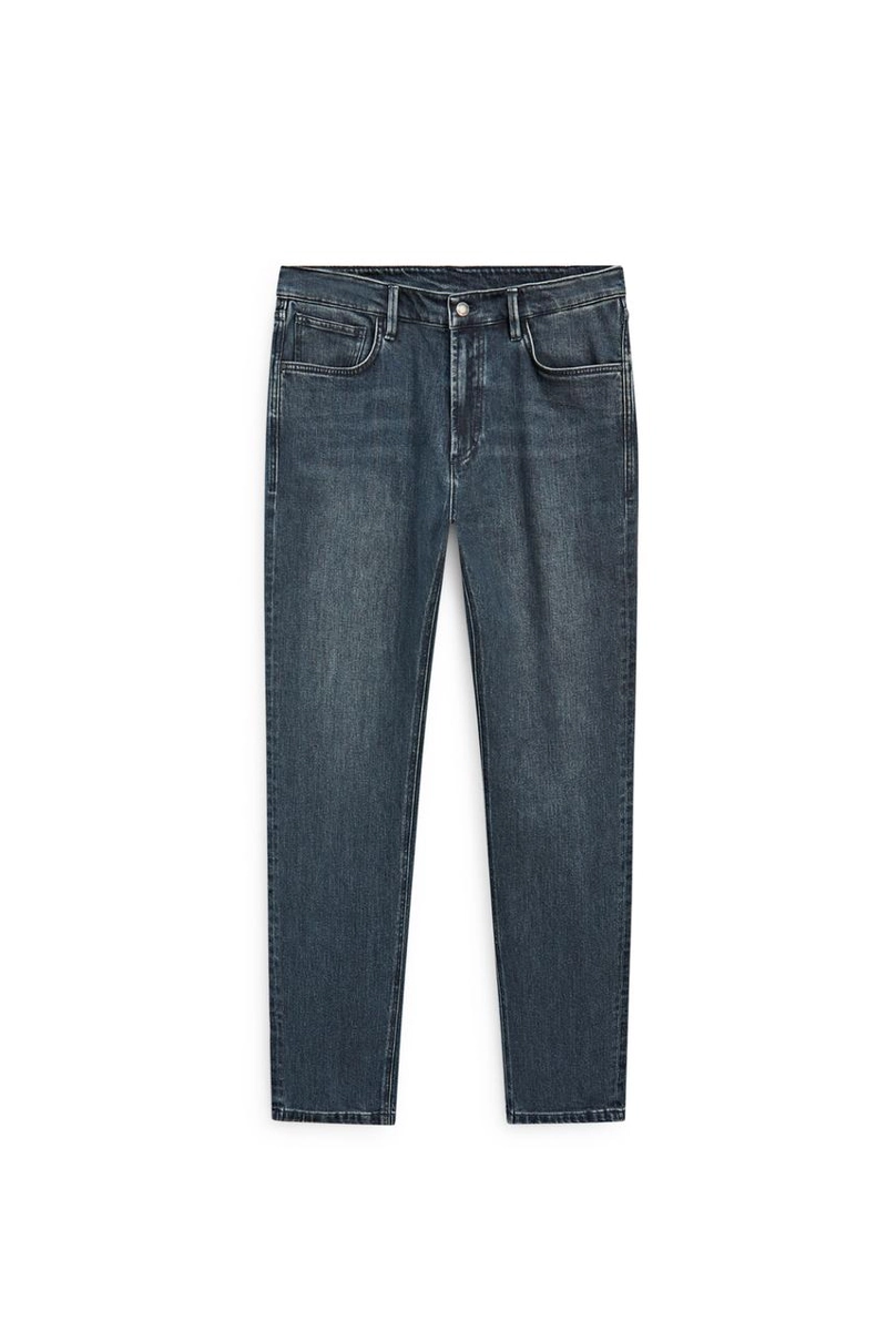 Джинсы slim fit
