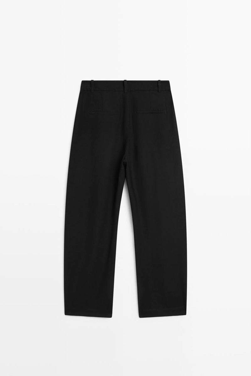 Брюки с защипами фасона barrel fit