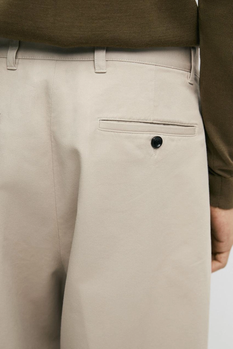Брюки barrel fit с защипами