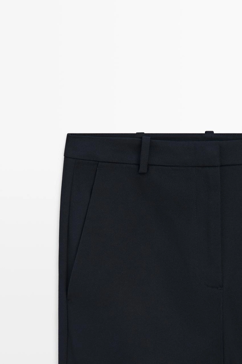 Прямые брюки с эластичной тканью