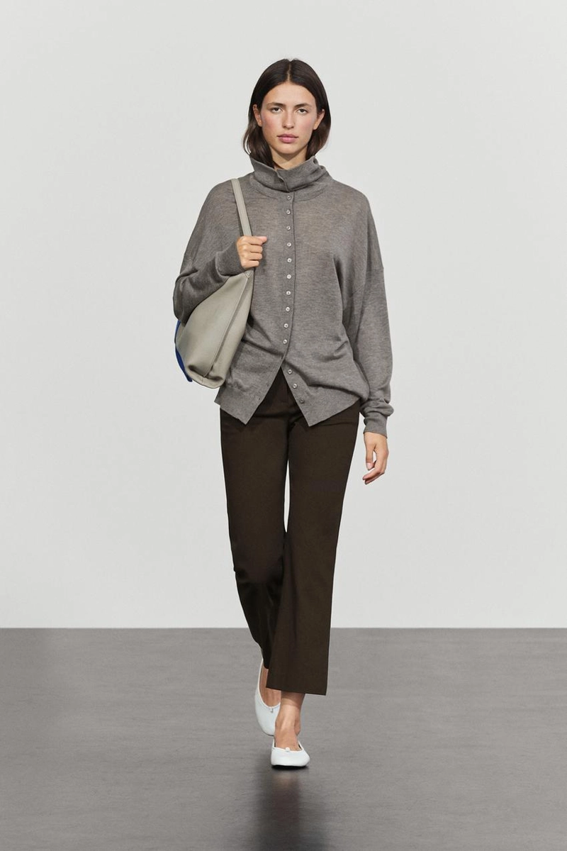 Расклешённые брюки с эластичной посадкой massimo dutti