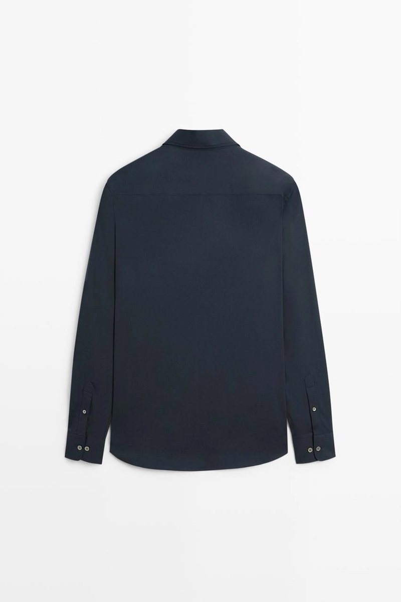 Рубашка slim fit с эластичной тканью