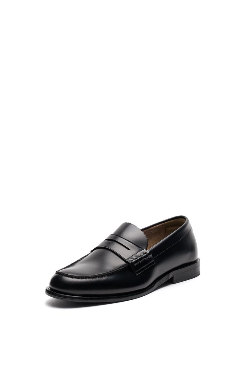 Кожаные лоферы с монетницей massimo dutti