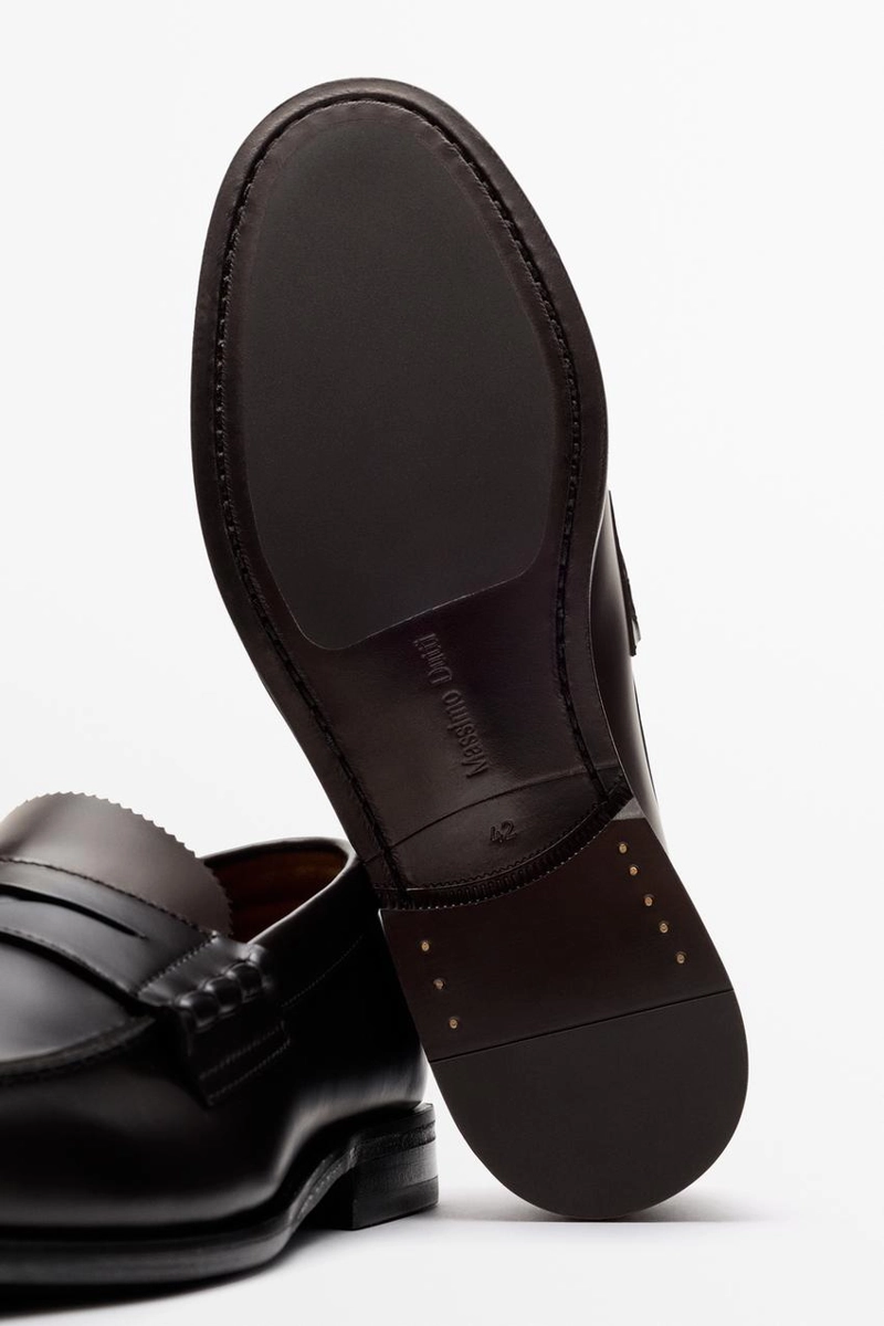 Кожаные мокасины с ремешком massimo dutti