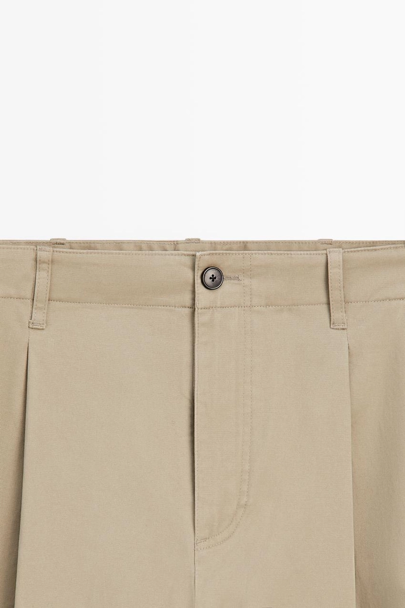 Брюки с защипами и фасоном barrel fit