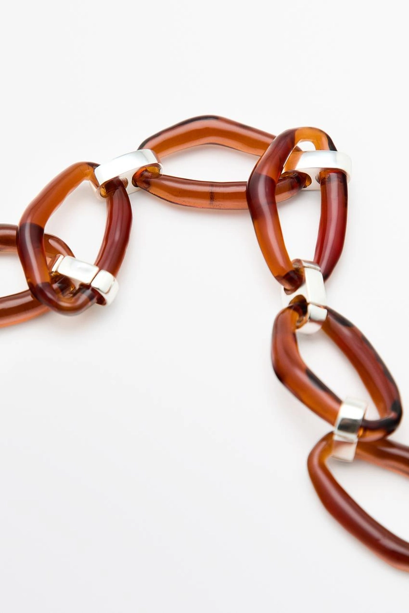 Ожерелье из стеклянных звеньев с эффектом черепаховой коры massimo dutti