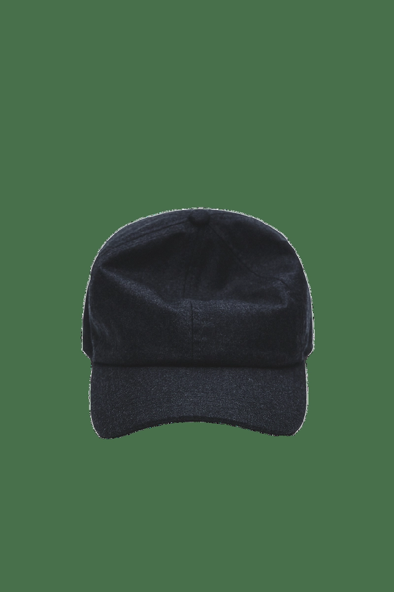 Кепка из 100% шерсти
