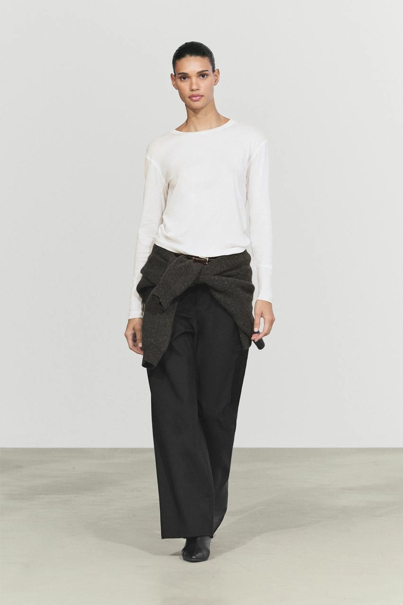 Футболка с длинными рукавами и деталями манжет от massimo dutti