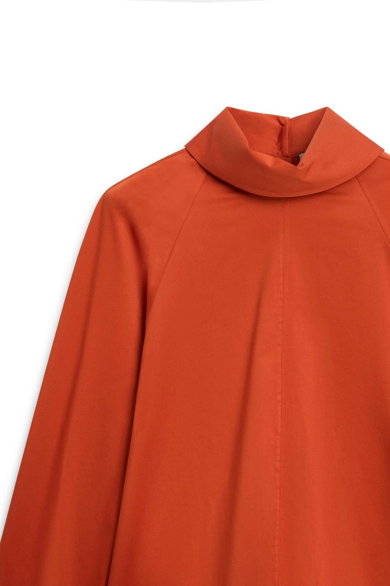 Рубашка oversize из хлопкового поплина с высоким воротником - ограниченная серия